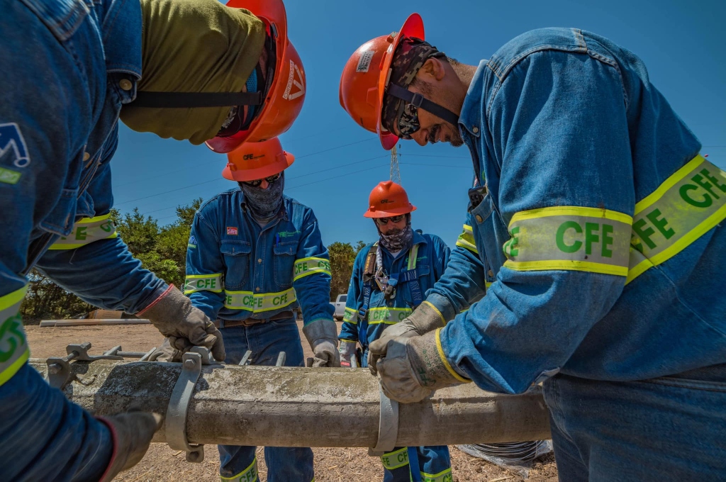 Paga CFE 32.4 mdp para búsqueda de mineros atrapados en “El Pinabete”