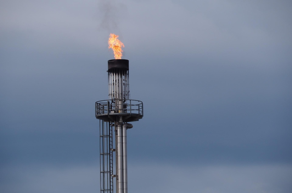 Sector energético se rezaga en competencia: Encuesta de Banxico