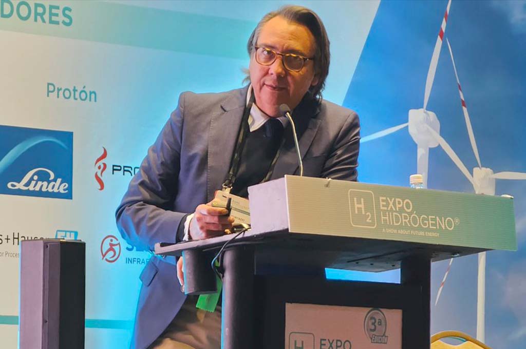 Capacidad de energía renovable en México debe sumar 79 GW en 26 años: AMH2