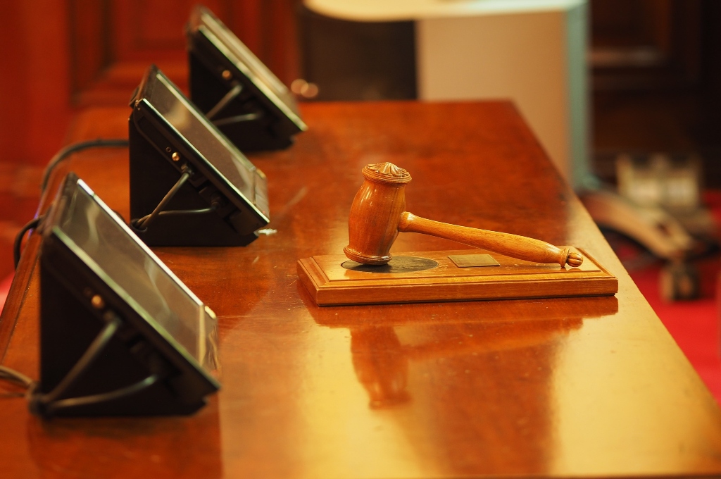 Canadienses inician litigio internacional contra México por energía